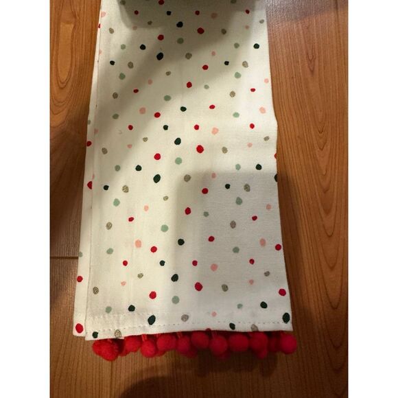 Brighten up your kitchen this holiday season with these adorable Christmas-theme - Picture 2 of 2